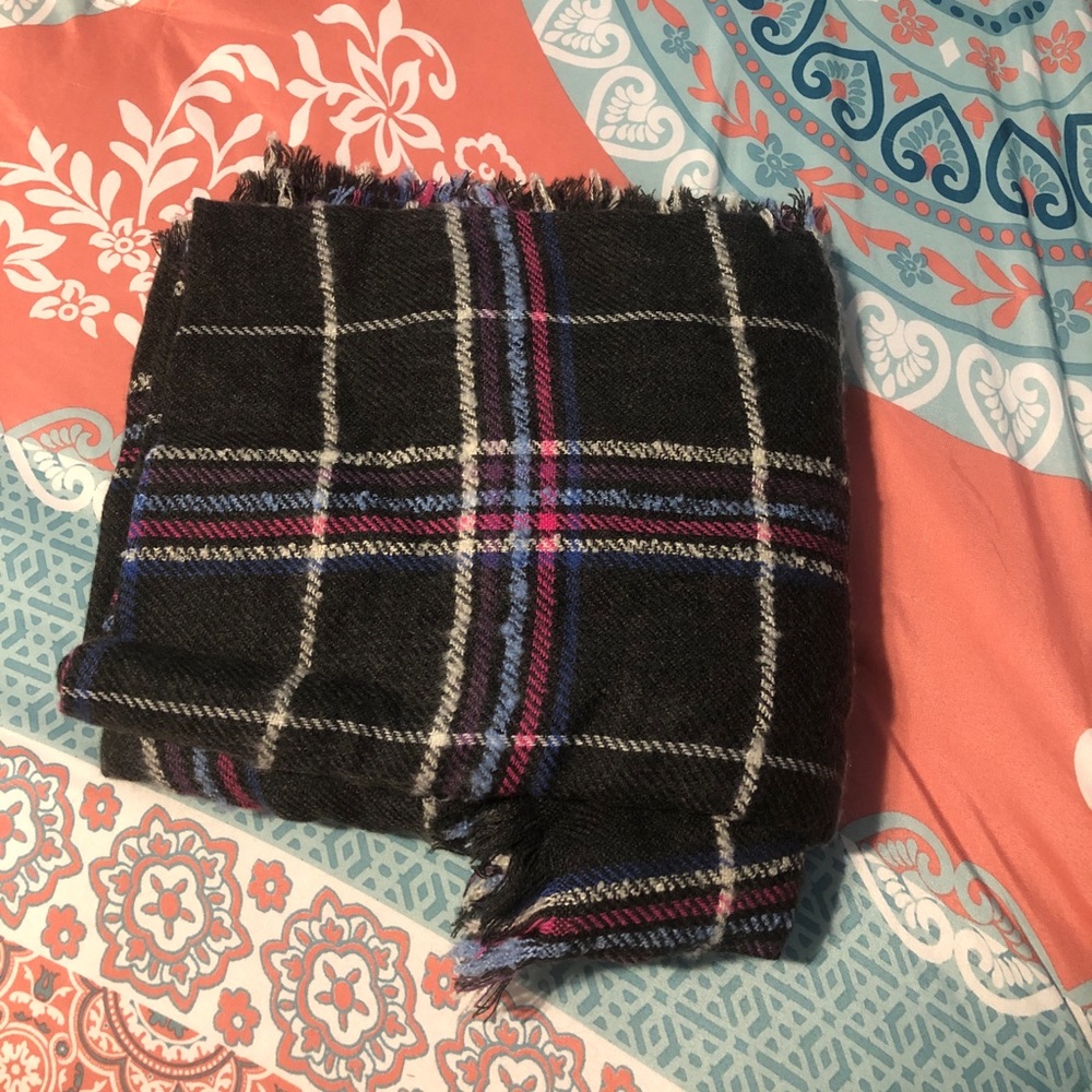American Eagle Blanket Scarf